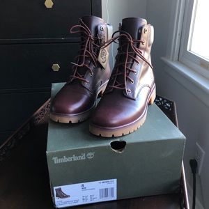 *New with Box* Timberland Jayne Boots Burgundy